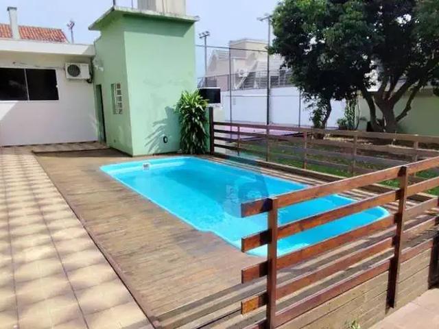 Casa / Sobrado Comercial para Locação em Curitiba/PR Santa Quitéria 6 Quartos