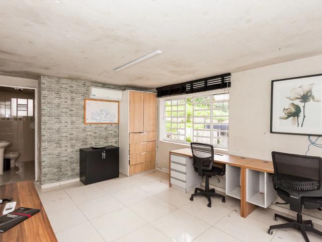 Casa / Sobrado Comercial para Locação em Curitiba/PR Seminário