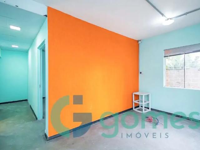 Casa / Sobrado Comercial para Locação em Curitiba/PR Parolin 1 Quartos