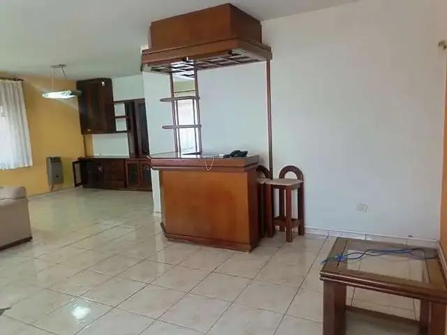 Casa / Sobrado Comercial para Locação em Curitiba/PR Rebouças 4 Quartos