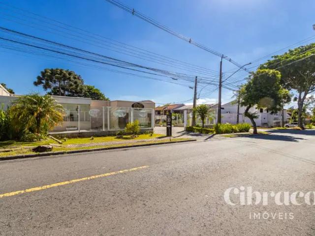 Casa / Sobrado Comercial para Locação em Curitiba/PR Tarumã