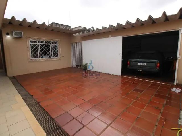 Casa / Sobrado Comercial para Locação em Curitiba/PR Uberaba 5 Quartos
