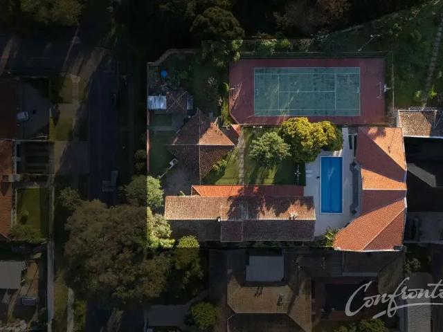 Casa / Sobrado Comercial para Locação em Curitiba/PR Vila Izabel