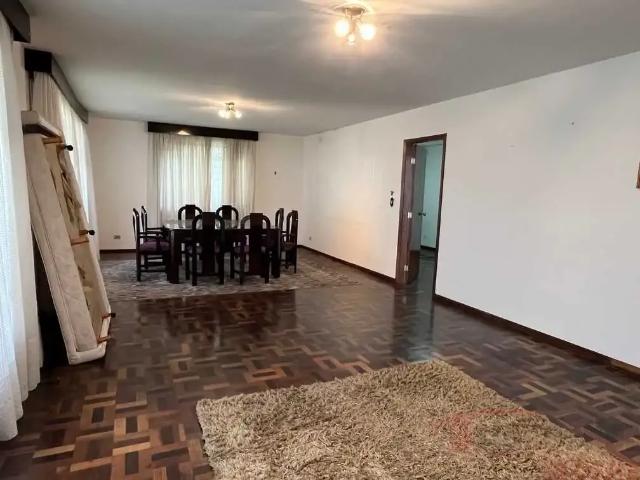 Casa / Sobrado Comercial para Locação em Curitiba/PR Vila Izabel 5 Quartos