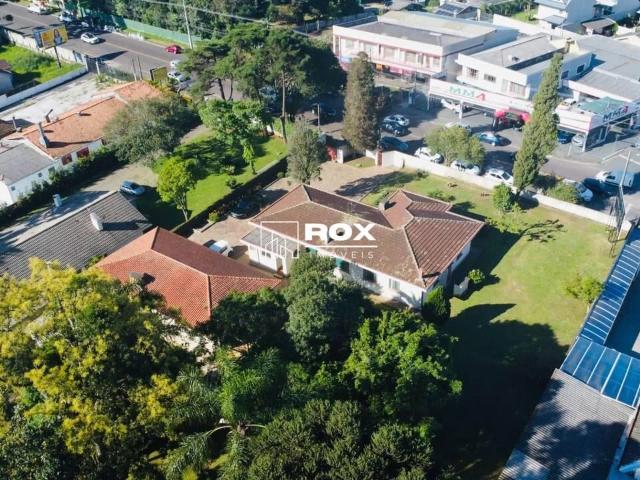 Casa / Sobrado Comercial para Locação em Curitiba/PR Xaxim 2 Quartos