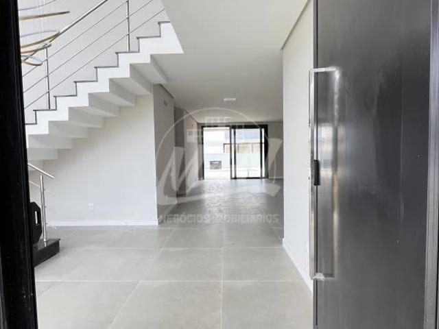 Casa / Sobrado Comercial para Locação em Cachoeirinha/RS Distrito Industrial 4 Quartos