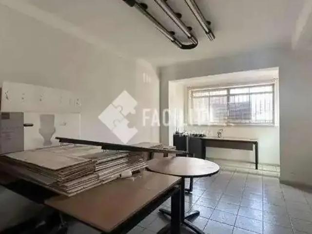 Casa / Sobrado Comercial para Locação em Campinas/SP Cambuí 4 Quartos