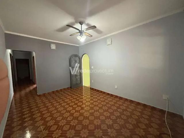 Casa / Sobrado Comercial para Locação em Campinas/SP Jardim Cura D'Ars 3 Quartos