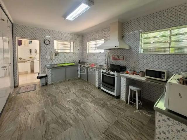 Casa / Sobrado Comercial para Locação em Campinas/SP Jardim das Paineiras 5 Quartos