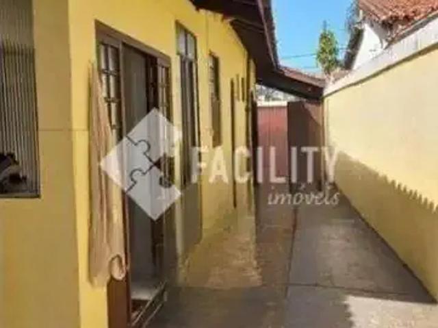 Casa / Sobrado Comercial para Locação em Campinas/SP Jardim Guanabara 2 Quartos