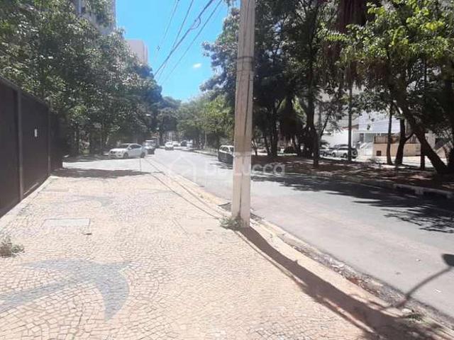 Casa / Sobrado Comercial para Locação em Campinas/SP Jardim Guarani 5 Quartos