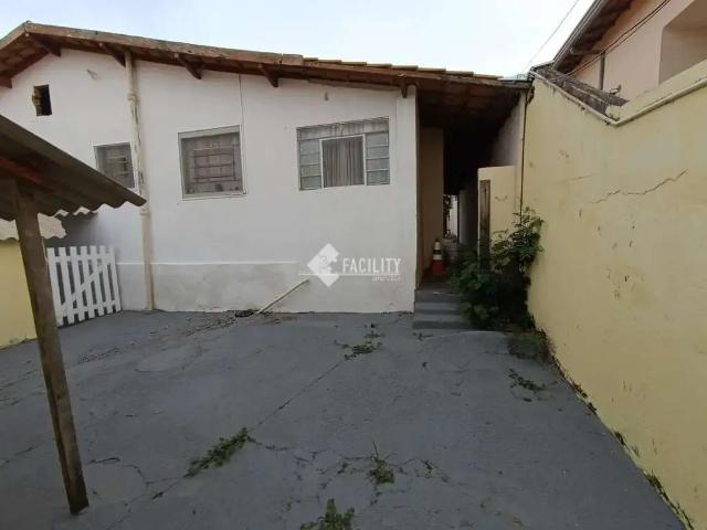 Casa / Sobrado Comercial para Locação em Campinas/SP Parque São Quirino 2 Quartos