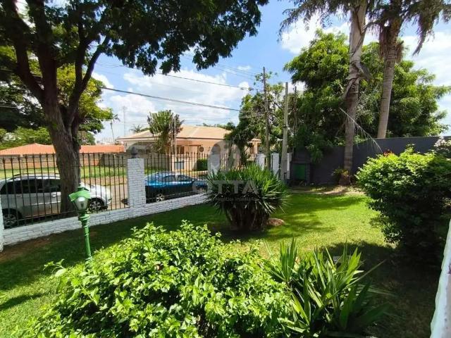 Casa / Sobrado Comercial para Locação em Campinas/SP Parque Taquaral 4 Quartos