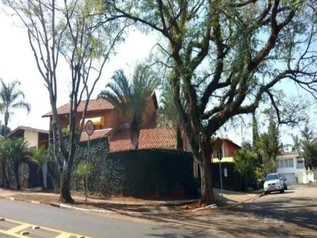 Casa / Sobrado Comercial para Locação em Campinas/SP Taquaral 5 Quartos