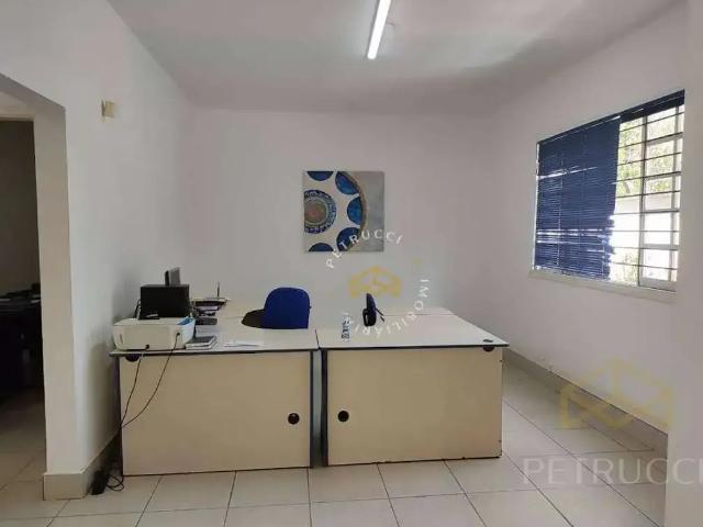 Casa / Sobrado Comercial para Locação em Campinas/SP Vila Itapura 2 Quartos