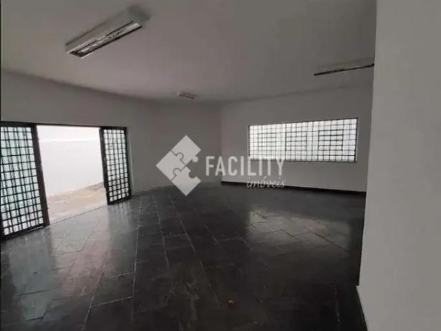 Casa / Sobrado Comercial para Locação em Campinas/SP Vila Itapura 4 Quartos