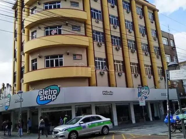 Casa / Sobrado Comercial para Locação em Campos dos Goytacazes/RJ Centro 44 Quartos