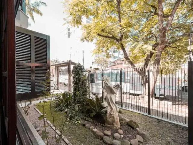Casa / Sobrado Comercial para Locação em Canoas/RS Marechal Rondon 4 Quartos