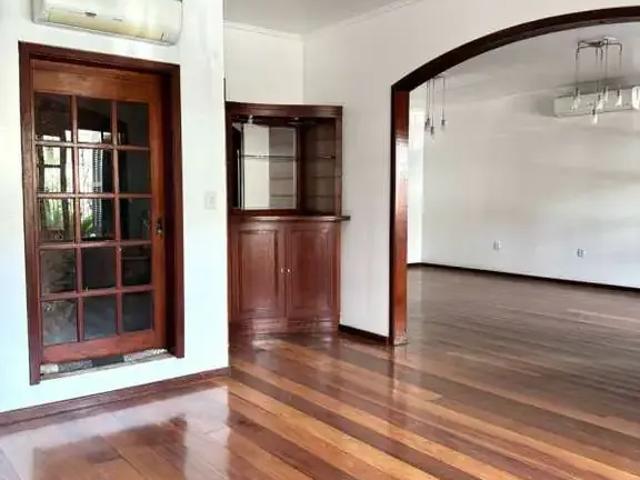 Casa / Sobrado Comercial para Locação em Canoas/RS Marechal Rondon 4 Quartos