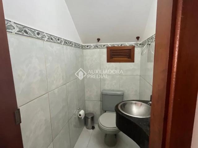 Casa / Sobrado Comercial para Locação em Canoas/RS Fátima 3 Quartos