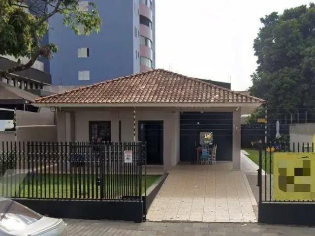 Casa / Sobrado Comercial para Locação em Cascavel/PR Centro 3 Quartos