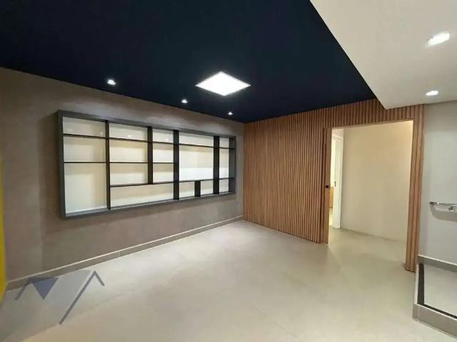 Casa / Sobrado Comercial para Locação em Cascavel/PR Centro 6 Quartos