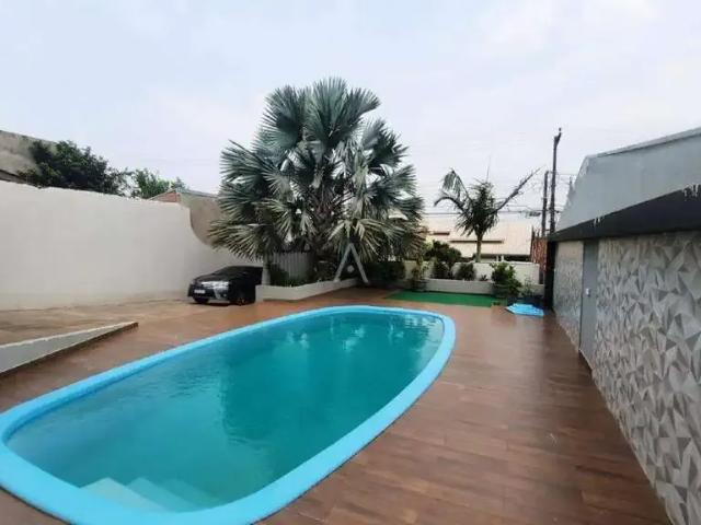Casa / Sobrado Comercial para Locação em Cascavel/PR Região do Lago 4 Quartos