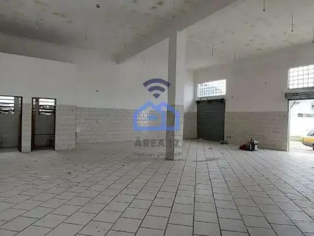 Casa / Sobrado Comercial para Locação em Caraguatatuba/SP Sumaré