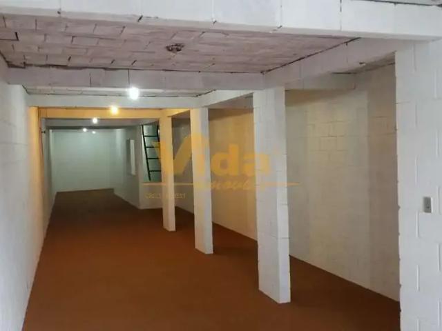 Casa / Sobrado Comercial para Locação em Carapicuíba/SP Parque Santa Teresa
