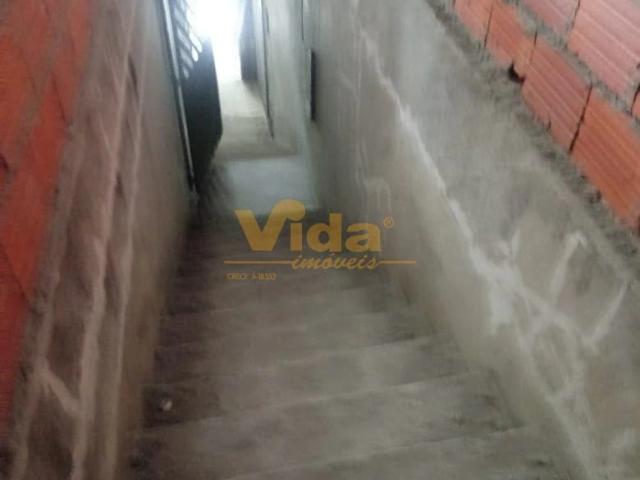 Casa / Sobrado Comercial para Locação em Carapicuíba/SP Parque Santa Teresa