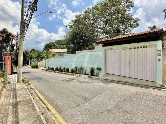 Casa / Sobrado Comercial para Locação em Cotia/SP Granja Viana 8 Quartos