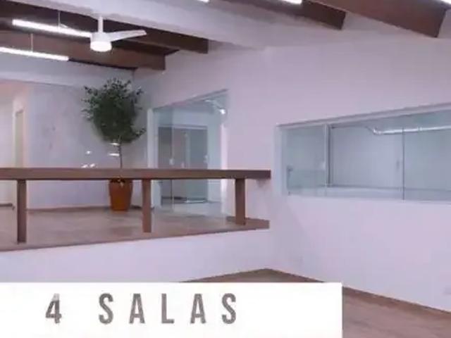 Casa / Sobrado Comercial para Locação em Cotia/SP Jardim Lambreta