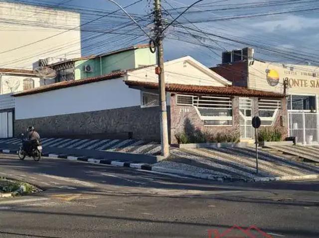 Casa / Sobrado Comercial para Locação em Feira de Santana/BA Centro