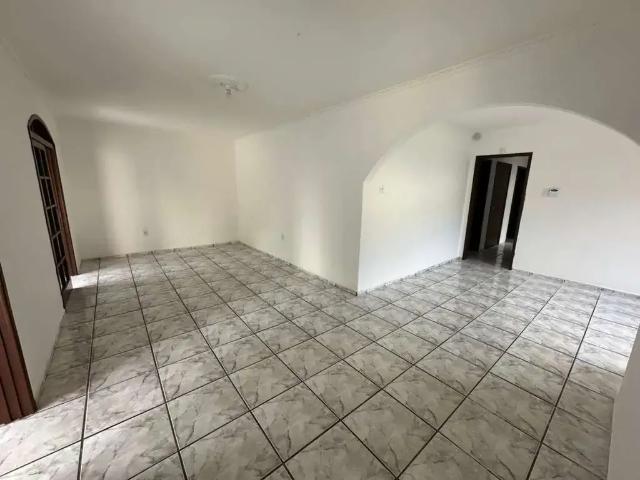 Casa / Sobrado Comercial para Locação em Florianópolis/SC Trindade 4 Quartos