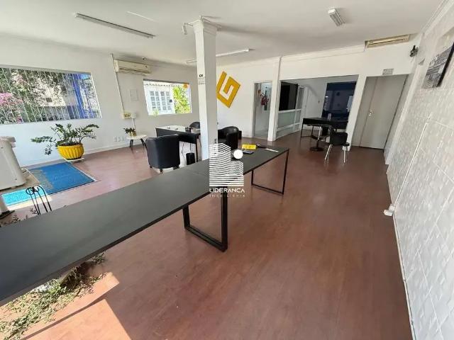 Casa / Sobrado Comercial para Locação em Florianópolis/SC Trindade