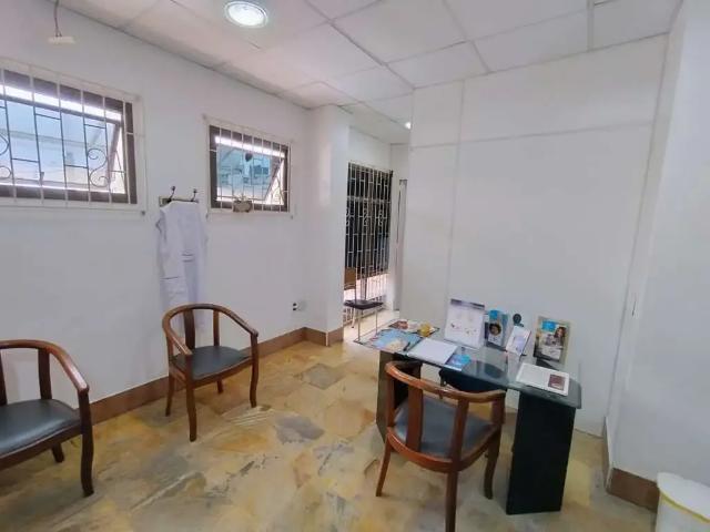 Casa / Sobrado Comercial para Locação em Florianópolis/SC Agronômica 9 Quartos