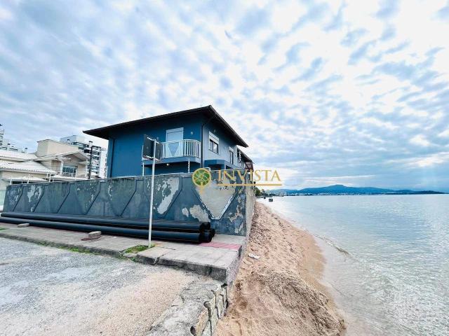 Casa / Sobrado Comercial para Locação em Florianópolis/SC Balneário 4 Quartos