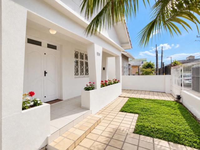 Casa / Sobrado Comercial para Locação em Florianópolis/SC Balneário