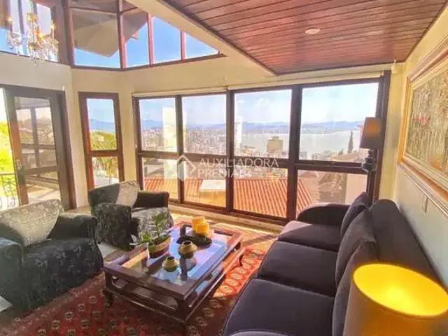 Casa / Sobrado Comercial para Locação em Florianópolis/SC Centro