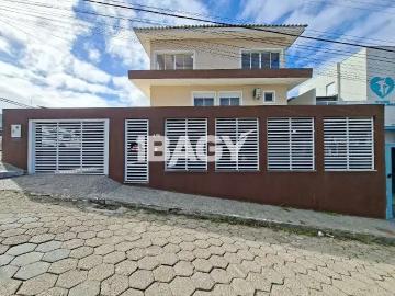Casa / Sobrado Comercial para Locação em Florianópolis/SC Coqueiros 4 Quartos