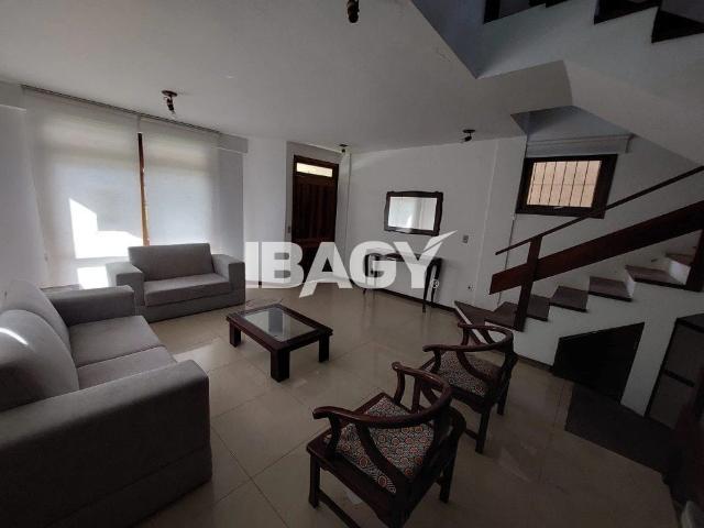 Casa / Sobrado Comercial para Locação em Florianópolis/SC Itacorubi 5 Quartos