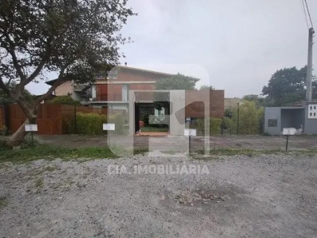 Casa / Sobrado Comercial para Locação em Florianópolis/SC Rio Tavares