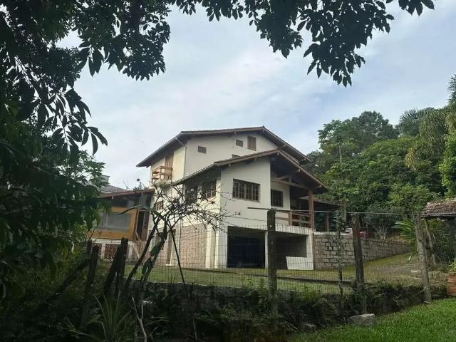 Casa / Sobrado Comercial para Locação em Florianópolis/SC Santo Antônio de Lisboa 3 Quartos