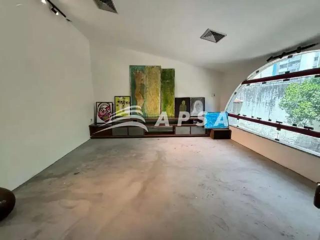 Casa / Sobrado Comercial para Locação em Fortaleza/CE Meireles 7 Quartos