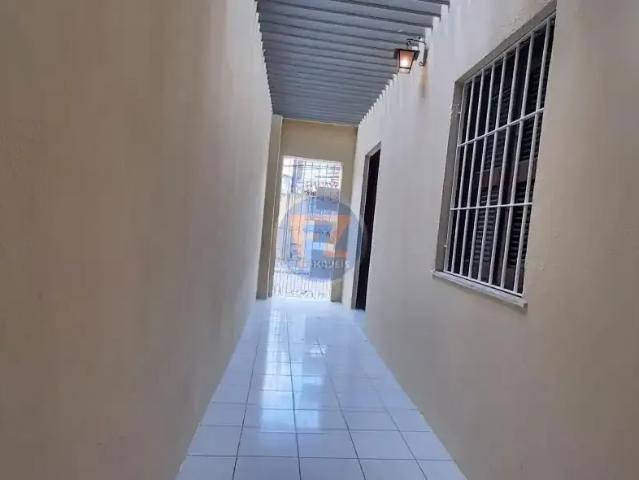 Casa / Sobrado Comercial para Locação em Fortaleza/CE Centro 1 Quartos