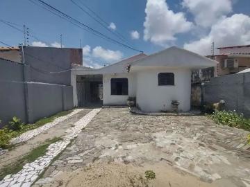 Casa / Sobrado Comercial para Locação em Fortaleza/CE Cidade dos Funcionários 5 Quartos