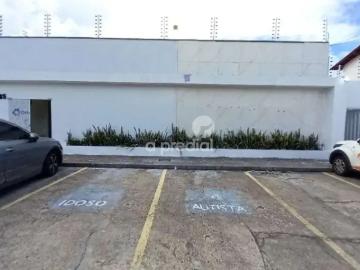 Casa / Sobrado Comercial para Locação em Fortaleza/CE Cidade dos Funcionários