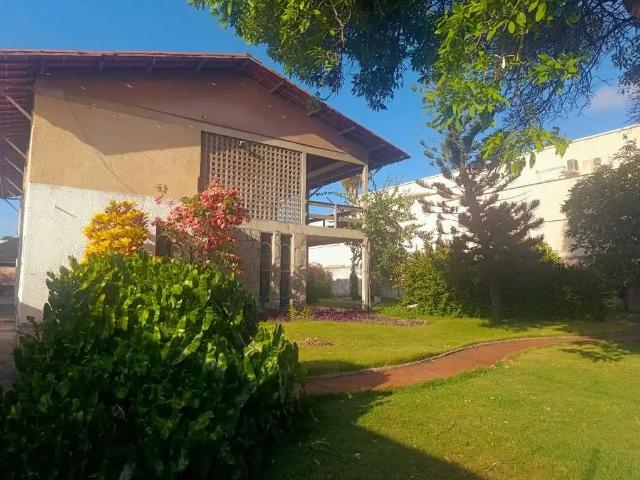 Casa / Sobrado Comercial para Locação em Fortaleza/CE Edson Queiroz