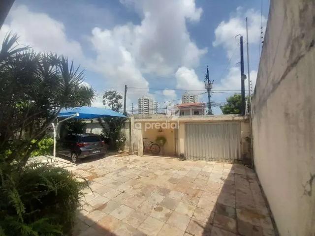 Casa / Sobrado Comercial para Locação em Fortaleza/CE Engenheiro Luciano Cavalcante 5 Quartos