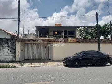 Casa / Sobrado Comercial para Locação em Fortaleza/CE Engenheiro Luciano Cavalcante 5 Quartos